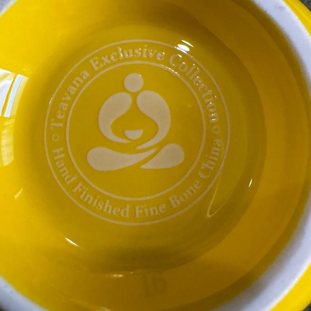 VTG Teavana Noble Poppy Tea Pot 4 Cups Saucers Yellow 14k Gold Fine Bone China